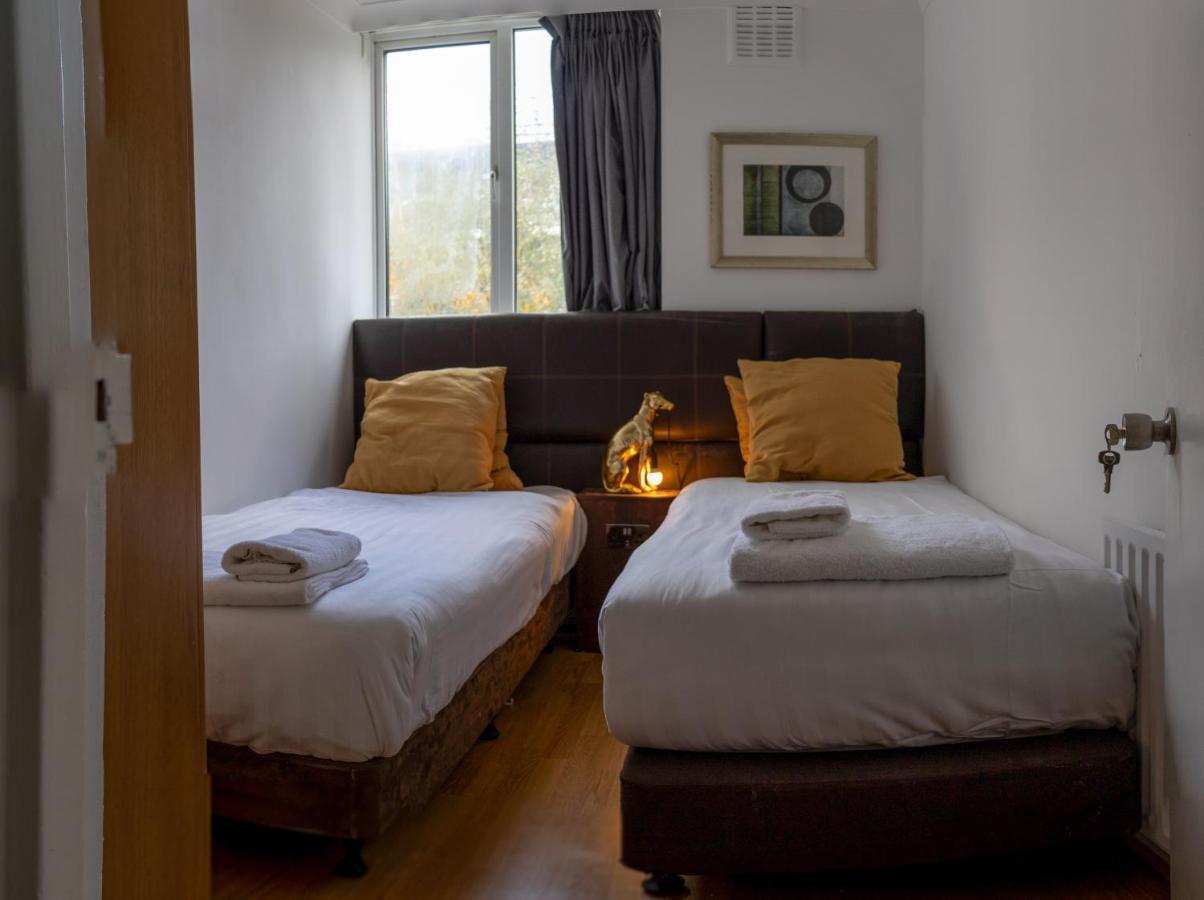 London - 4 Bed - Sleeps 8 - Garden - Pet Friendly Londres Exterior foto