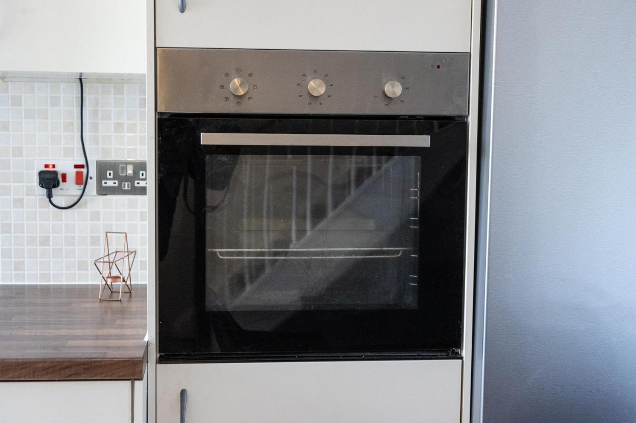 London - 4 Bed - Sleeps 8 - Garden - Pet Friendly Londres Exterior foto